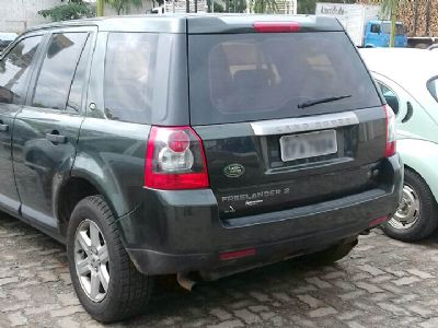 Land Rover furtada em Sorocaba  abandonada em auto posto de Pilar do Sul