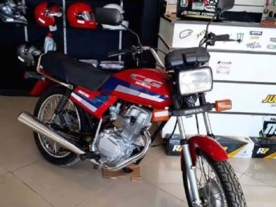 Motocicleta � furtada de s�tio no bairro Pinhal de Cima