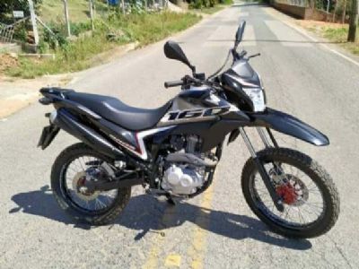 Assaltantes roubam motocicleta de aougueiro na vicinal Jos W. Mazzer