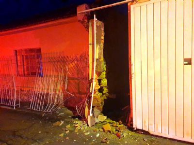 ​Jovem morre em acidente de motocicleta no centro