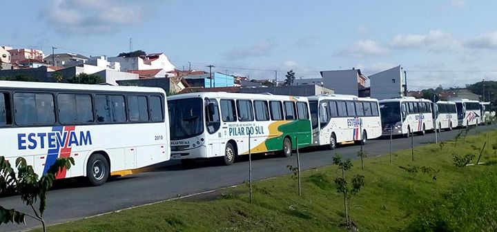 SEED promove levantamento de demanda de transporte para estudantes universitrios