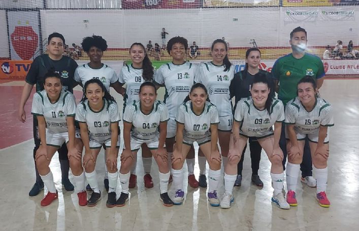 Futsal feminino de Pilar do Sul aplica goleada de 5 a 0 no guias de So Miguel