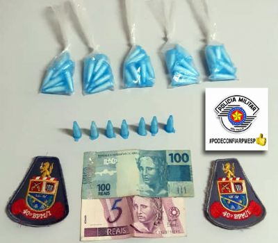 ​PM apreende entorpecentes e acusado de trfico na Nova Pilar