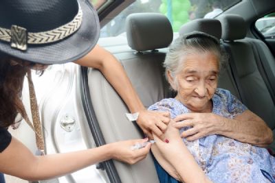 Secretaria de Sade monta esquema especial para vacinao de idosos