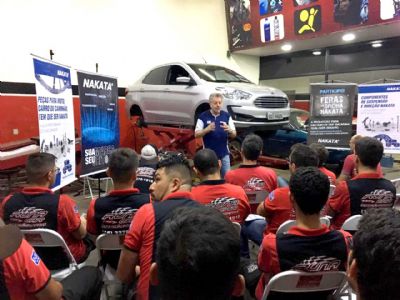 Runa Car promove treinamento Nakata a equipe tcnica e colaboradores